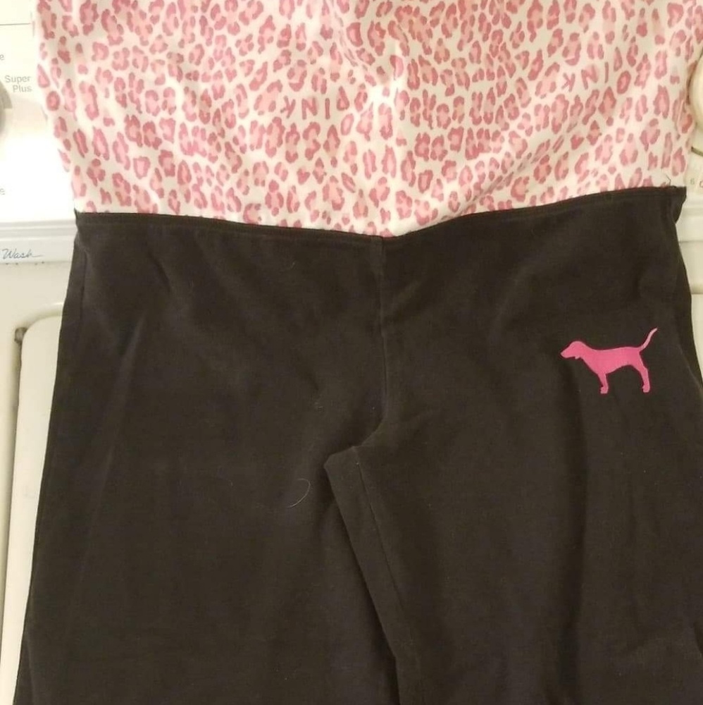 VS pink Capris sz lg
